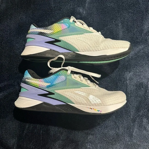 Reebok Nano White with Blue and Green Accents - Picture 3 of 12